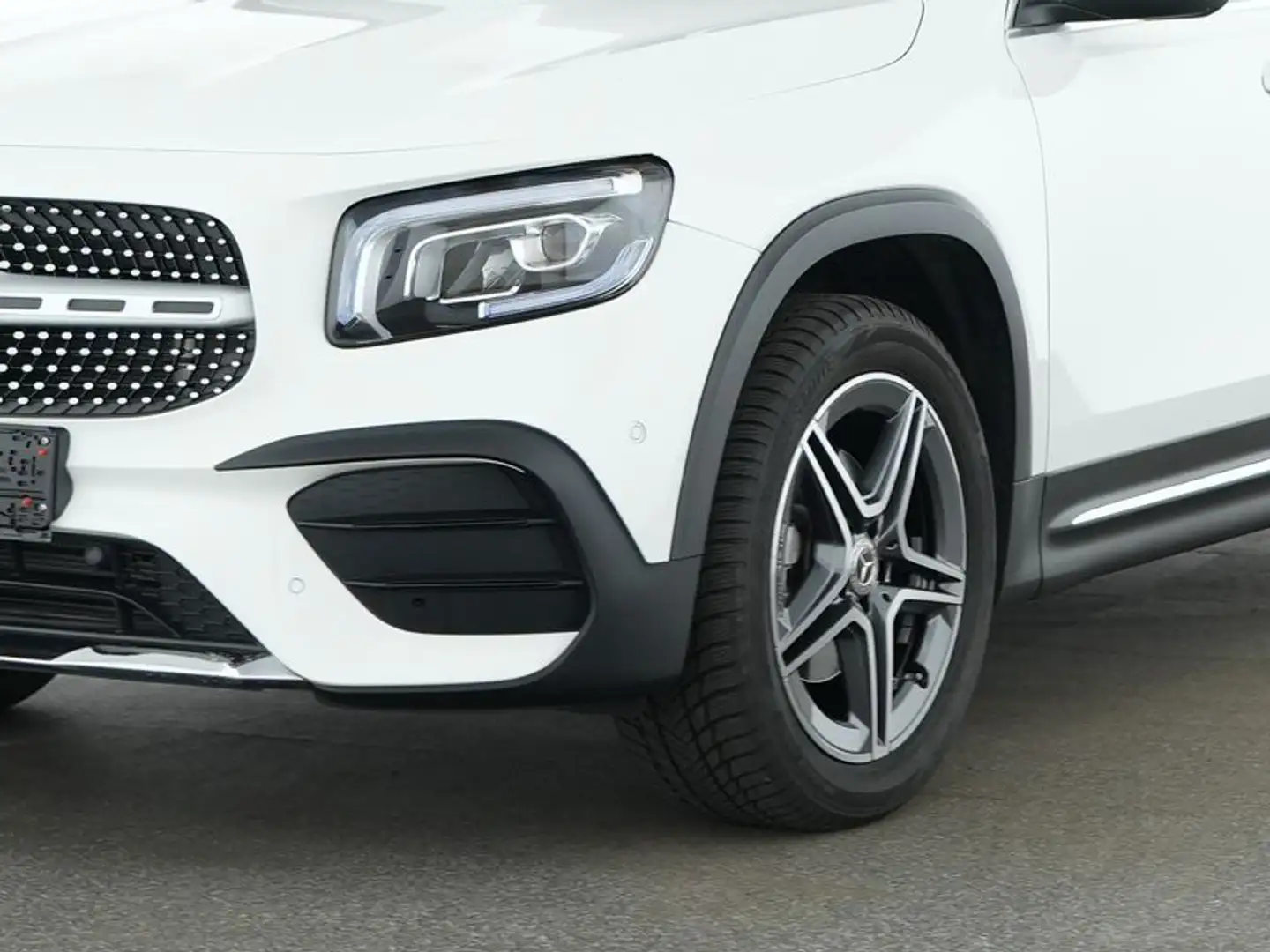 Mercedes-Benz GLB 180 d AMG *MBUX*LED*ParkAss.*Sitzh*Spiegel-P Weiß - 2