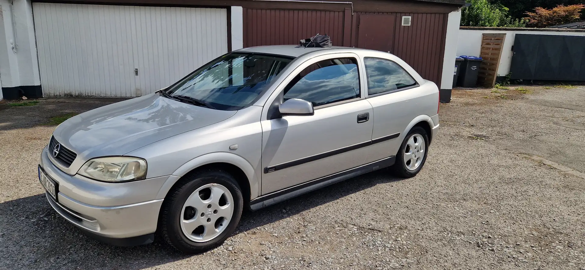 Opel Astra 1.6 Edition 2000 Silber - 2