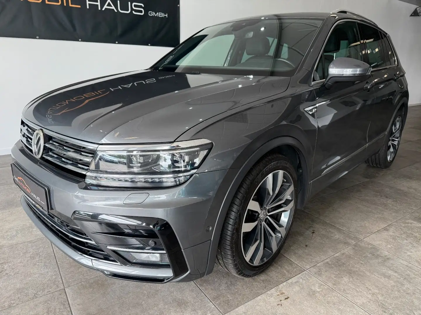 Volkswagen Tiguan R-Line 4Motion*AHK*ACC*PANO*HUD*STANDHZG* Gris - 1