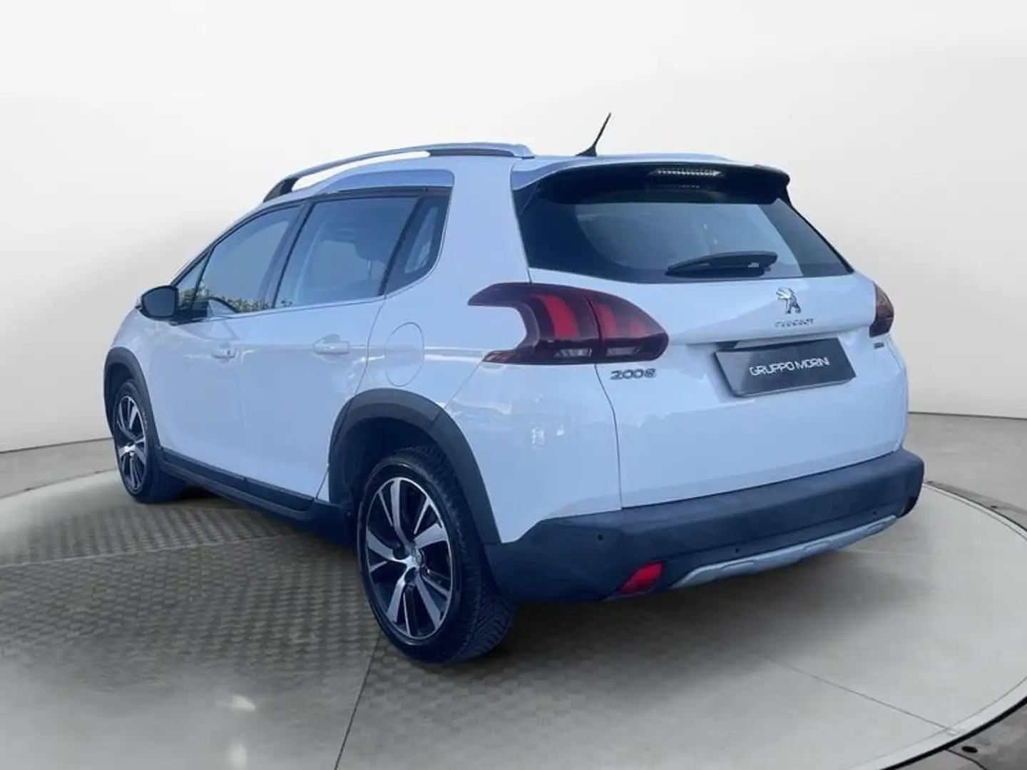 Peugeot 2008 PureTech Turbo 110 S&S GT Line Blanc - 2