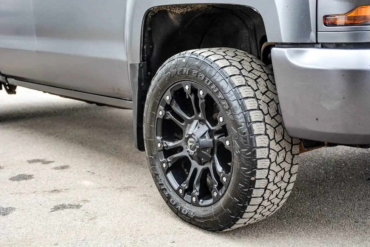 Chevrolet Silverado 1500 снимка Chevrolet Silverado 1500