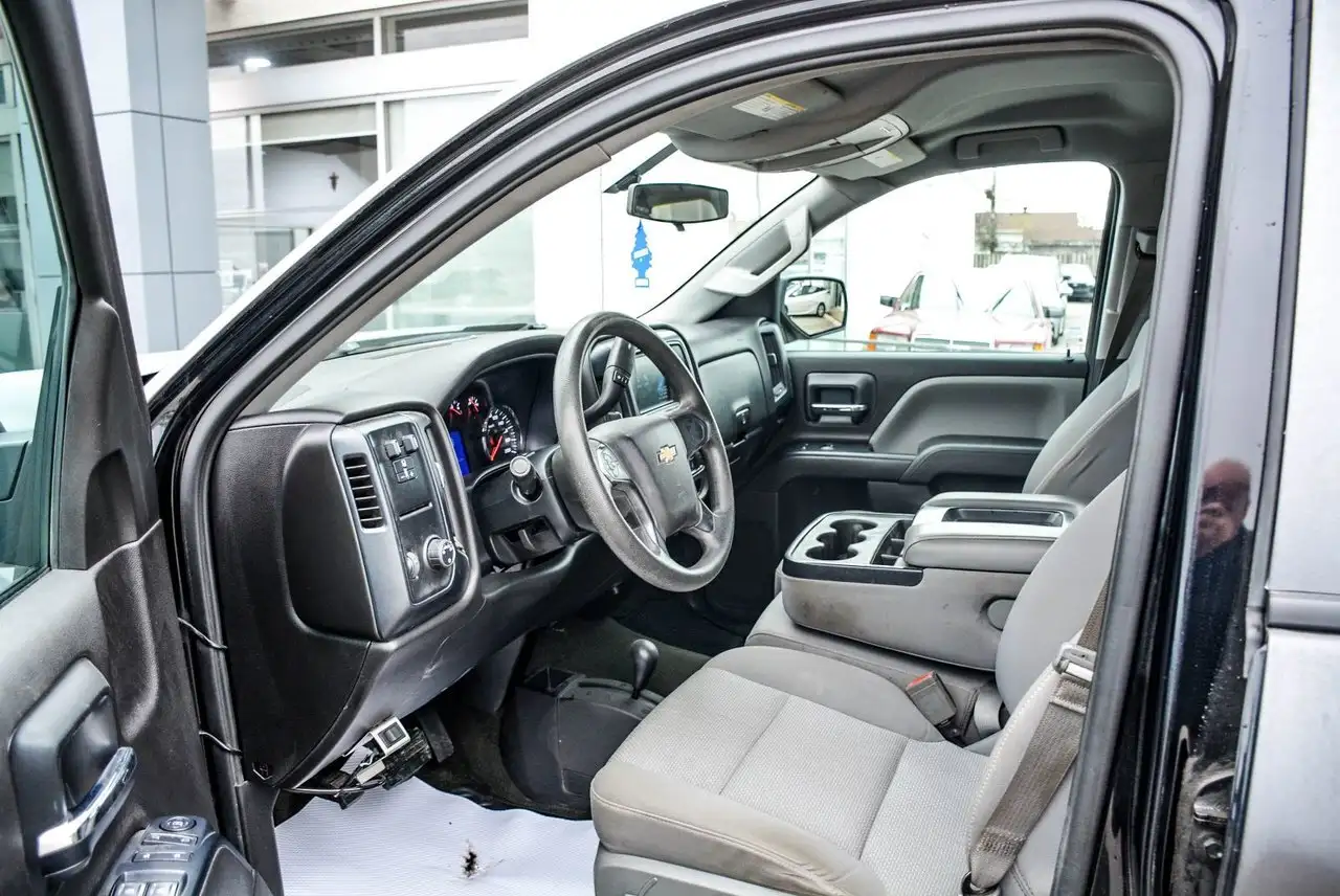 Chevrolet Silverado 1500 снимка Chevrolet Silverado 1500