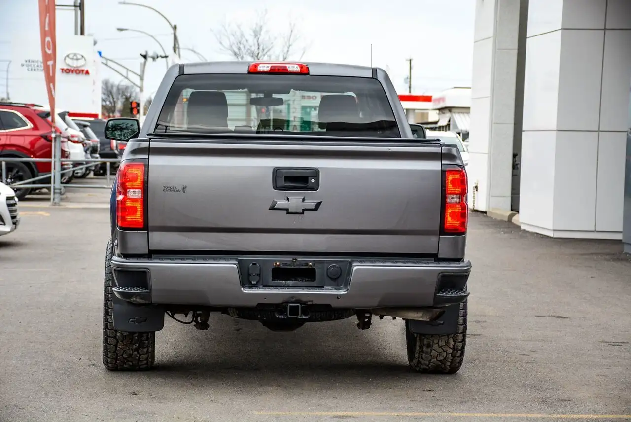 Chevrolet Silverado 1500 снимка Chevrolet Silverado 1500