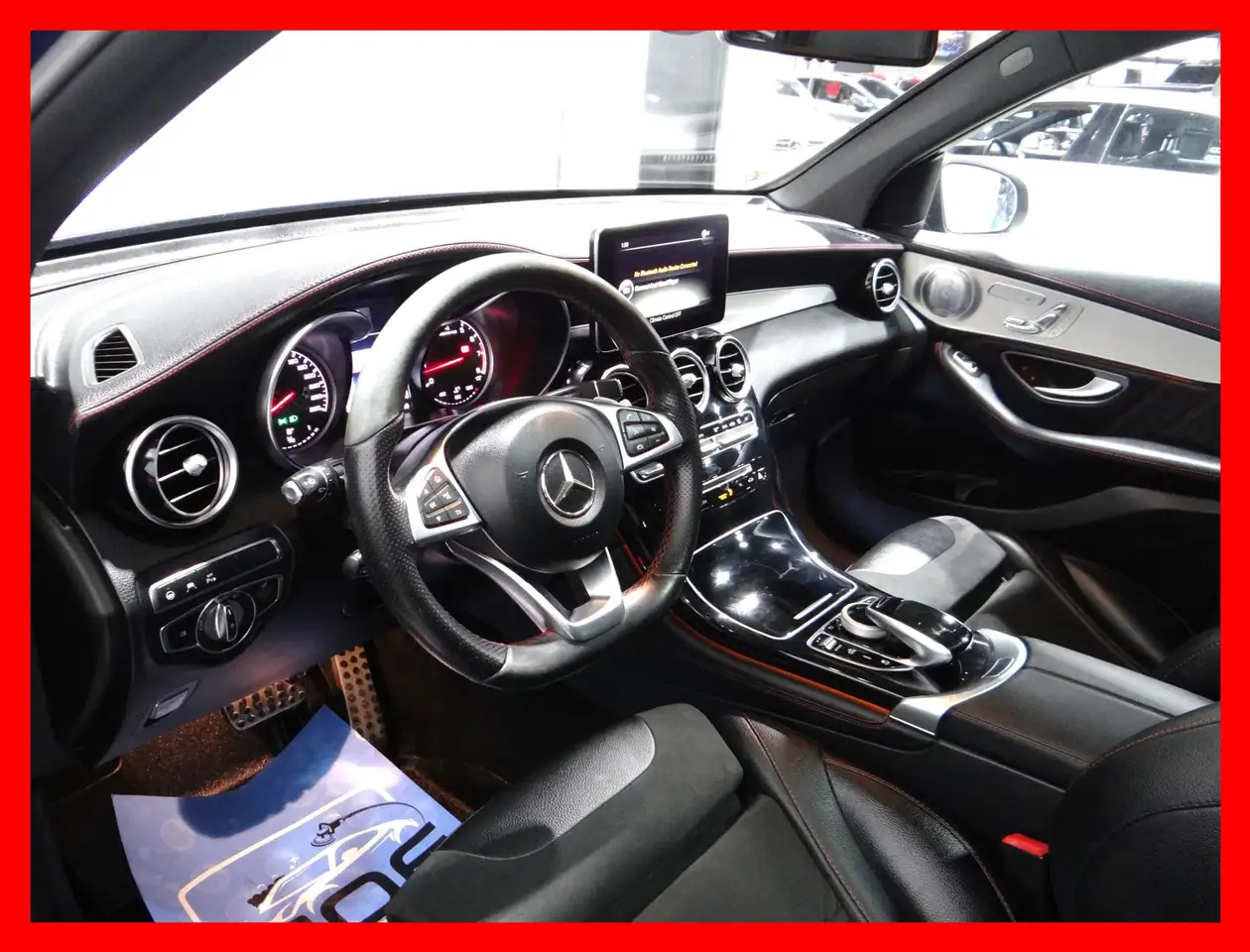 Mercedes-Benz GLC снимка Mercedes-Benz GLC