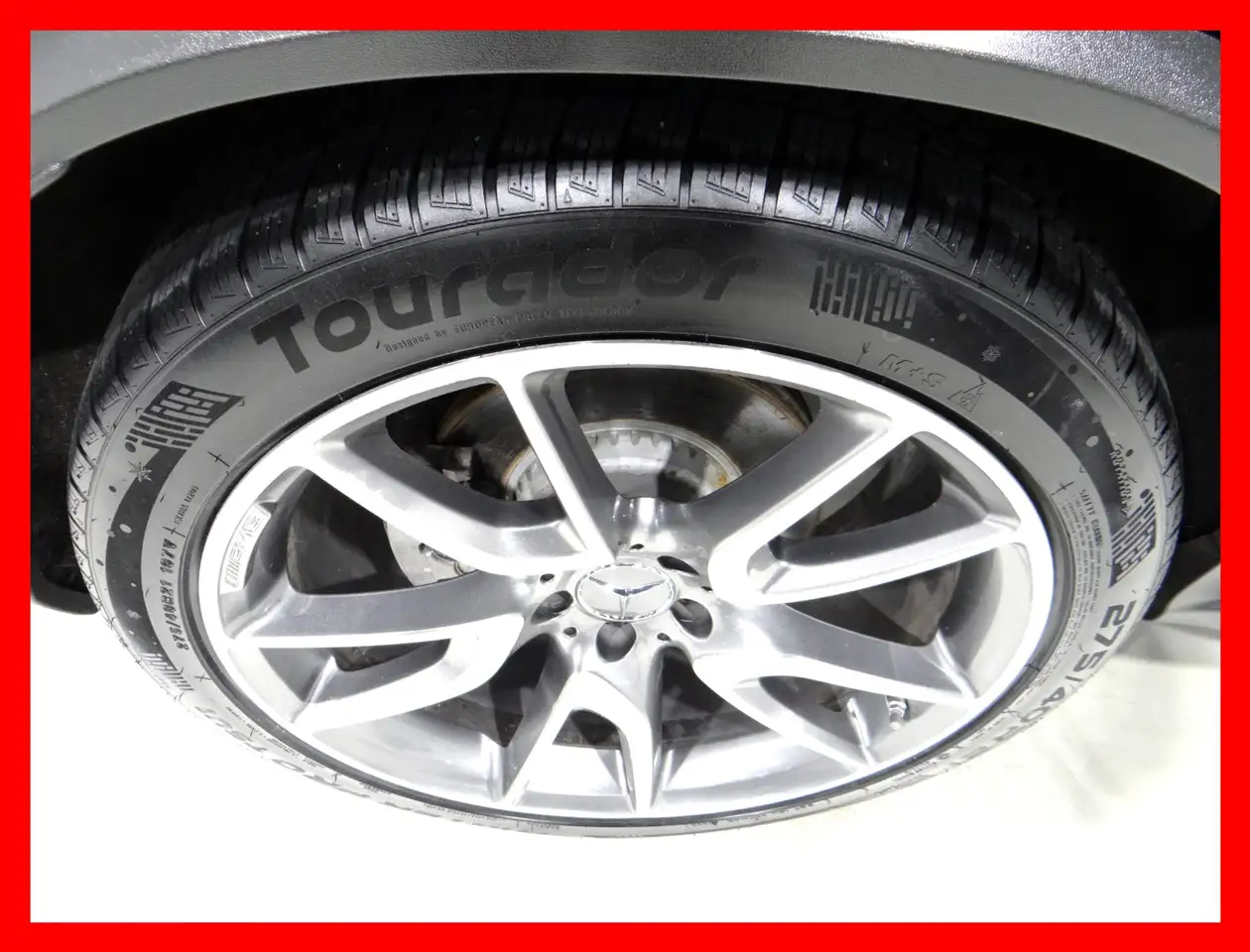 Mercedes-Benz GLC снимка Mercedes-Benz GLC