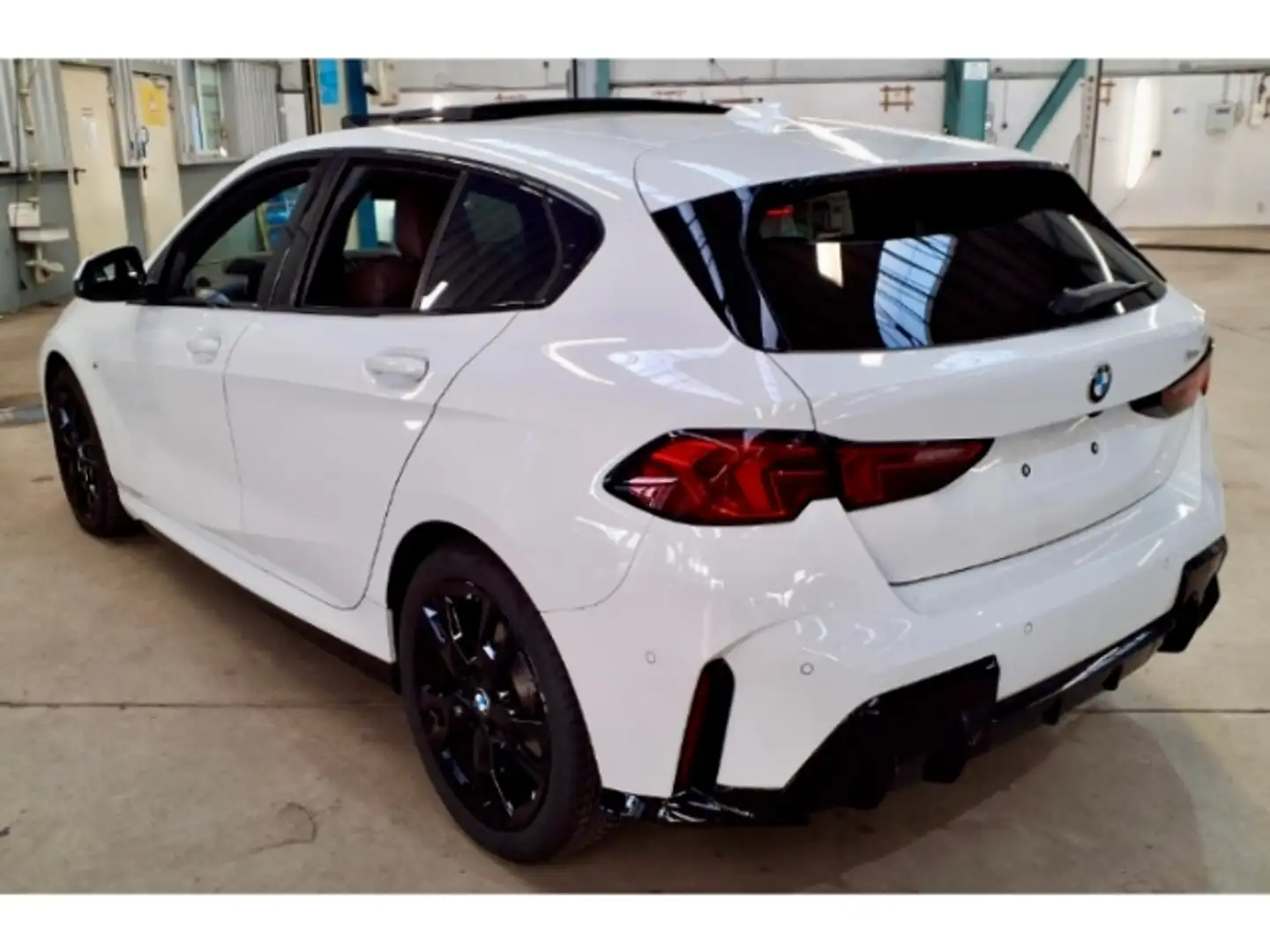 BMW 120 d M Sport Pano H/K HUD Prof.Pak. ad.M-FW Memory DA Weiß - 2