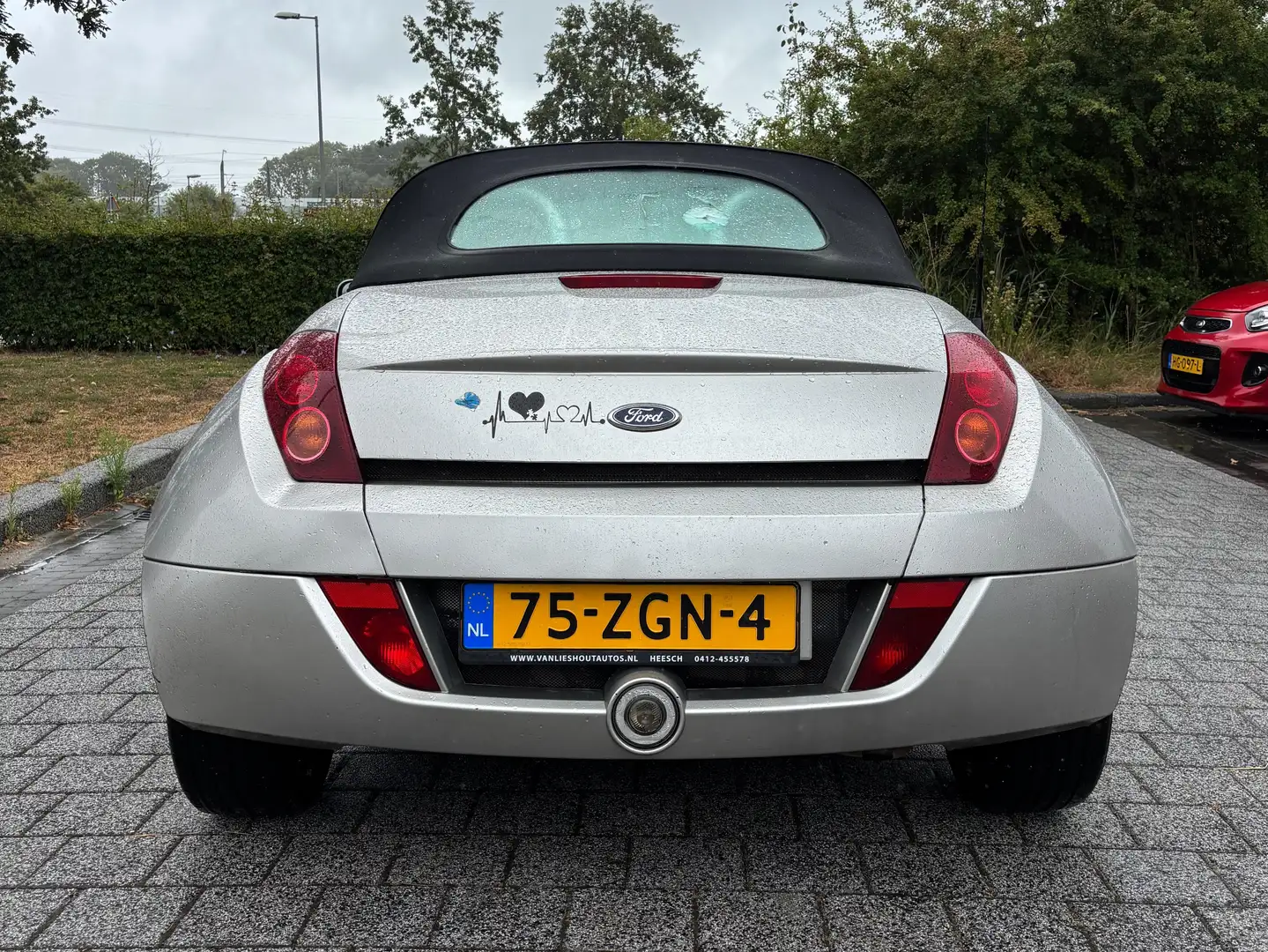 Ford Streetka 1.6 Grau - 2