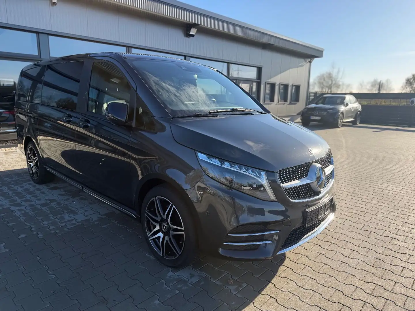 Mercedes-Benz V 300 V300 Lang 4M AMG-2xEl.Tür-Pano-Burmes.-360K-19Z Gris - 1