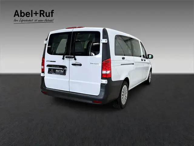 Mercedes-Benz Vito view 7