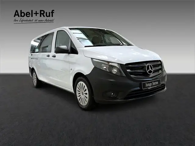 Mercedes-Benz Vito view 6