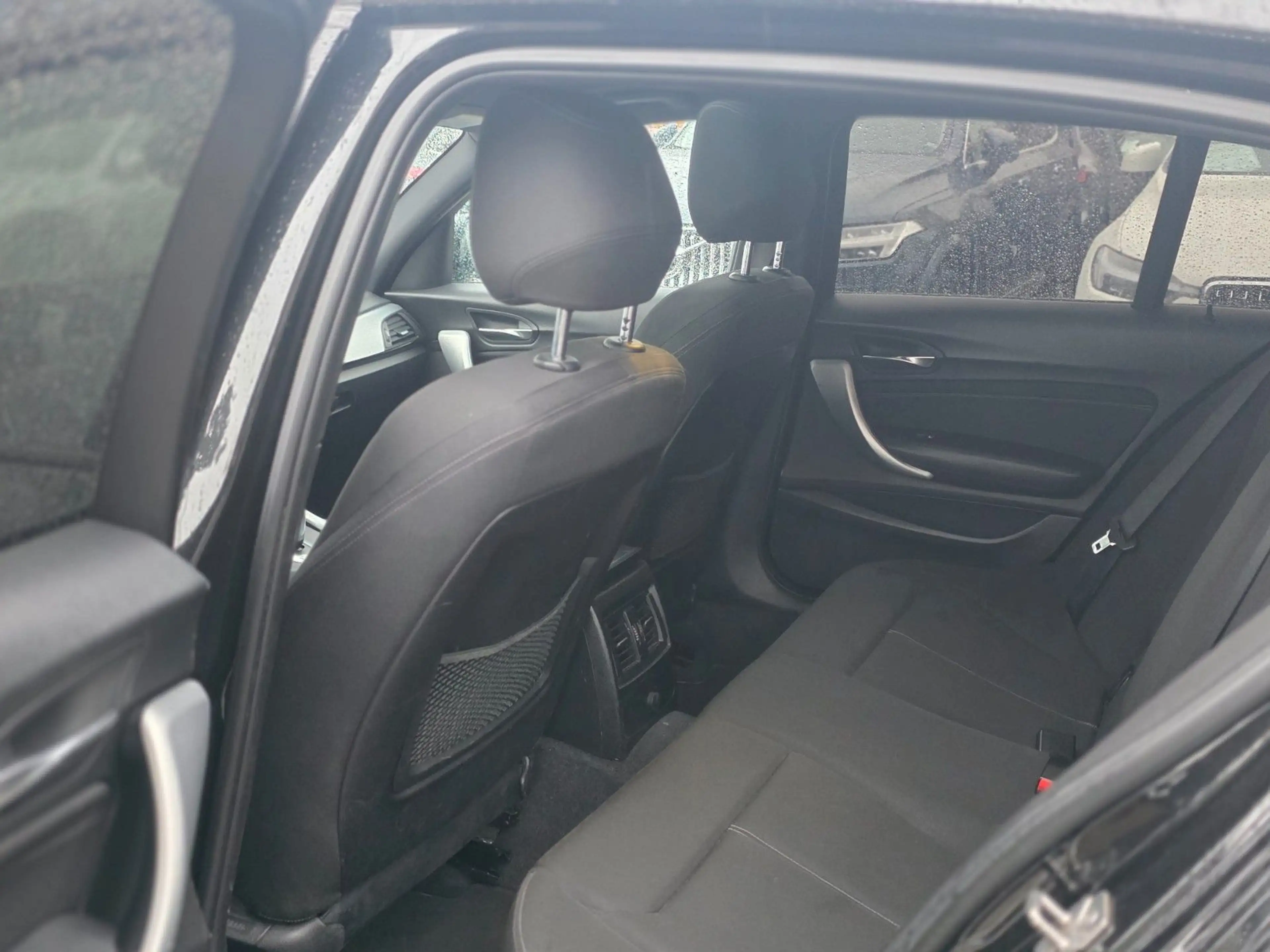 BMW 118 i Lim Aut. Sport-Line |Navi Prof |Schiebedach — photo 11