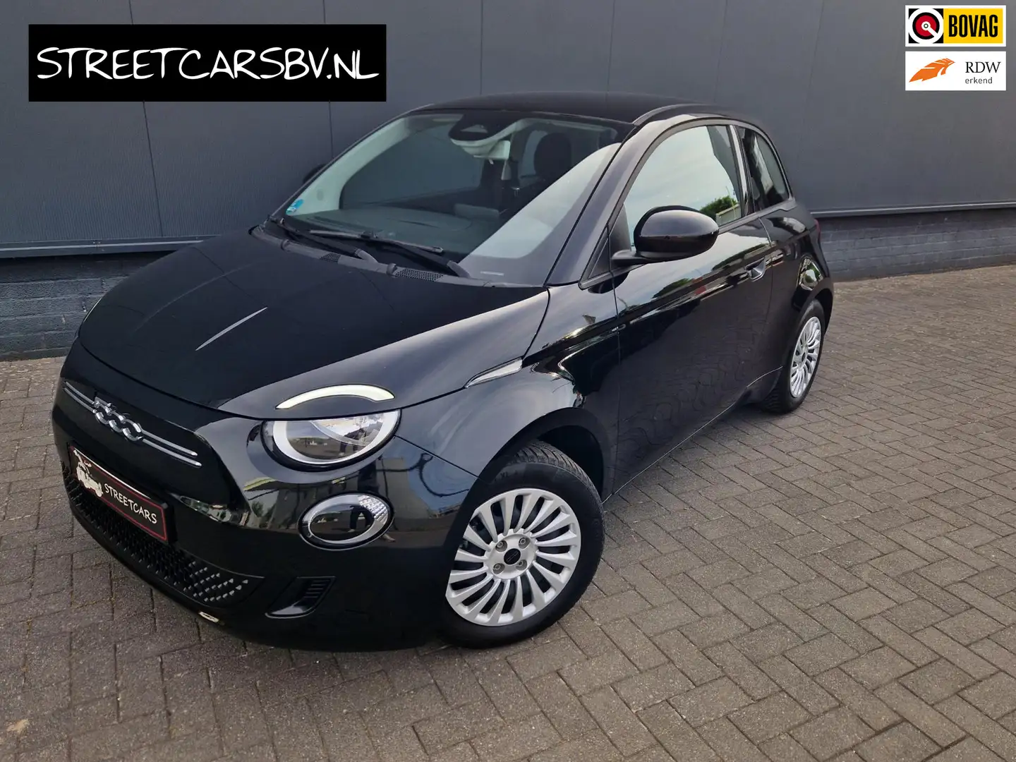 Fiat 500 Action 24 kWh 95PK Zwart - 1