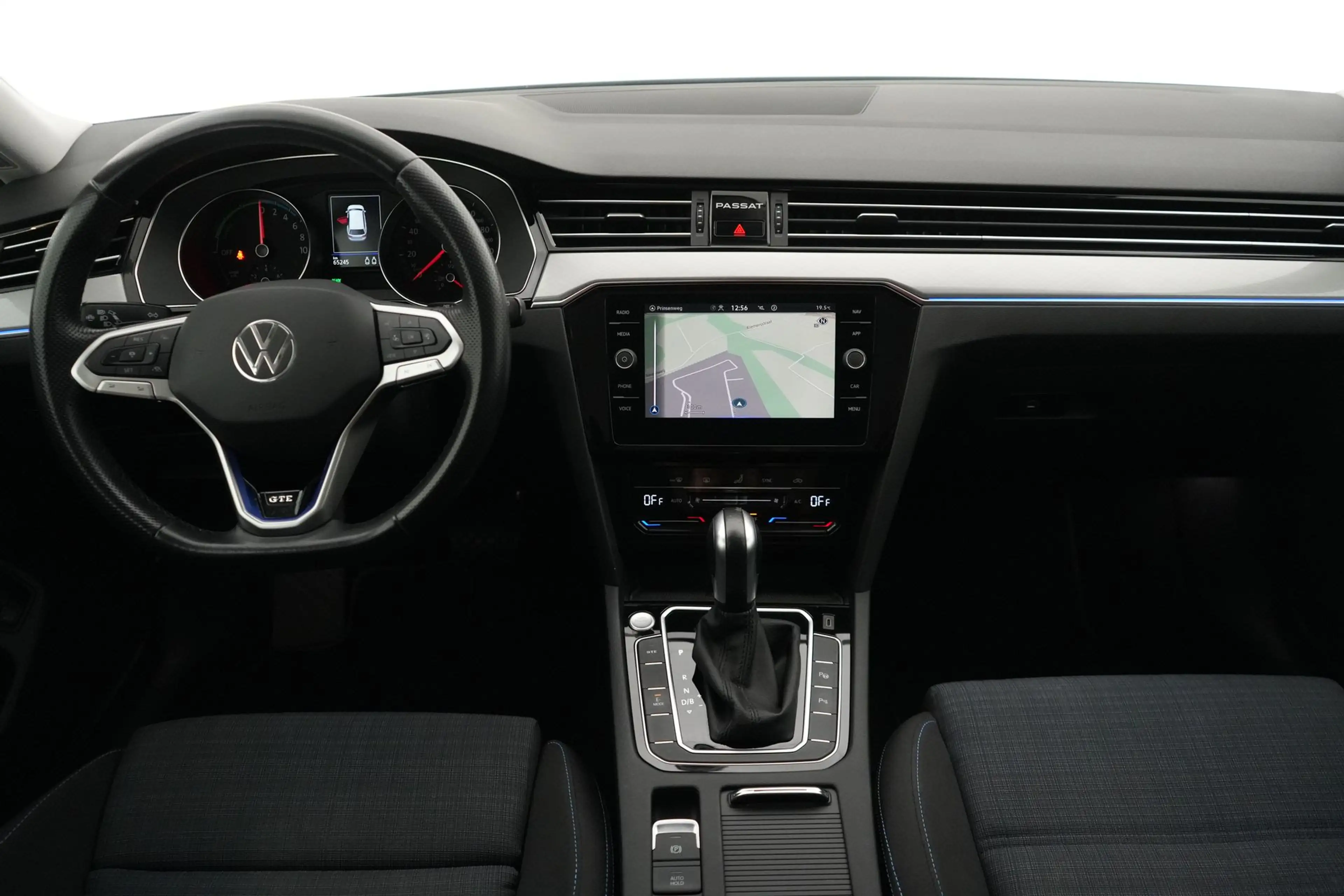 Volkswagen Passat Variant 1.4 TSI PHEV GTE Business DSG LED GPS PDC CAM Carp — photo 13