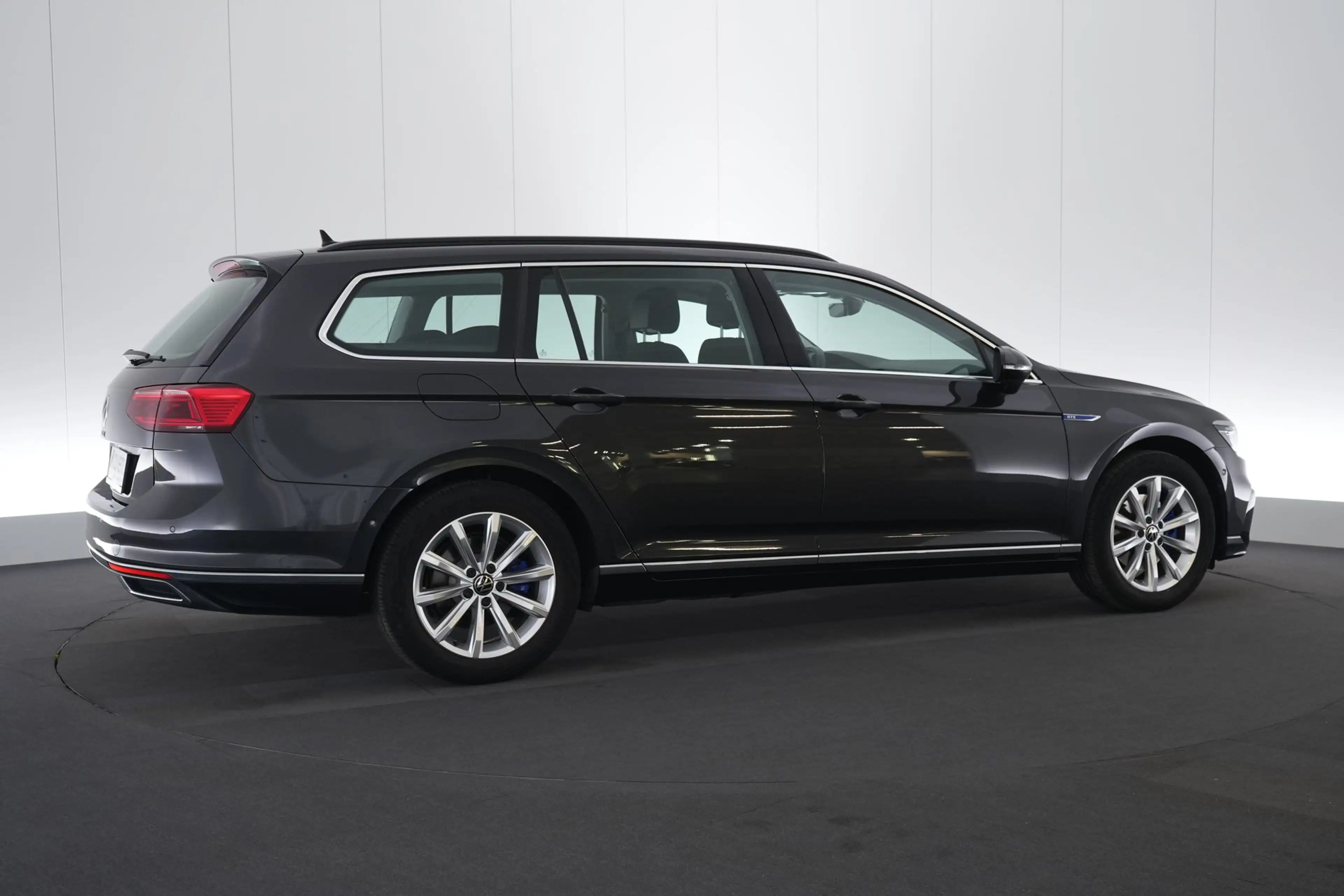 Volkswagen Passat Variant 1.4 TSI PHEV GTE Business DSG LED GPS PDC CAM Carp — photo 6