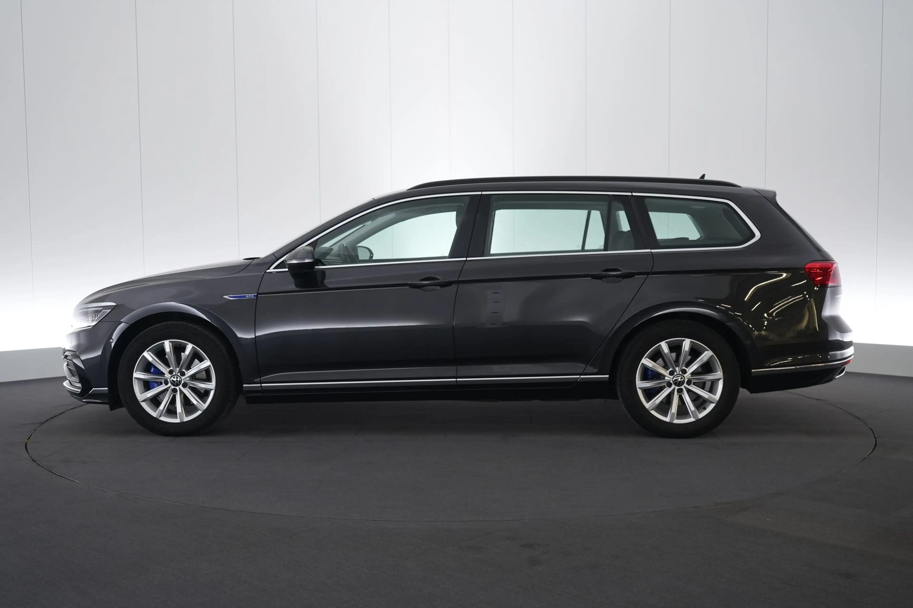 Volkswagen Passat Variant 1.4 TSI PHEV GTE Business DSG LED GPS PDC CAM Carp — photo 11