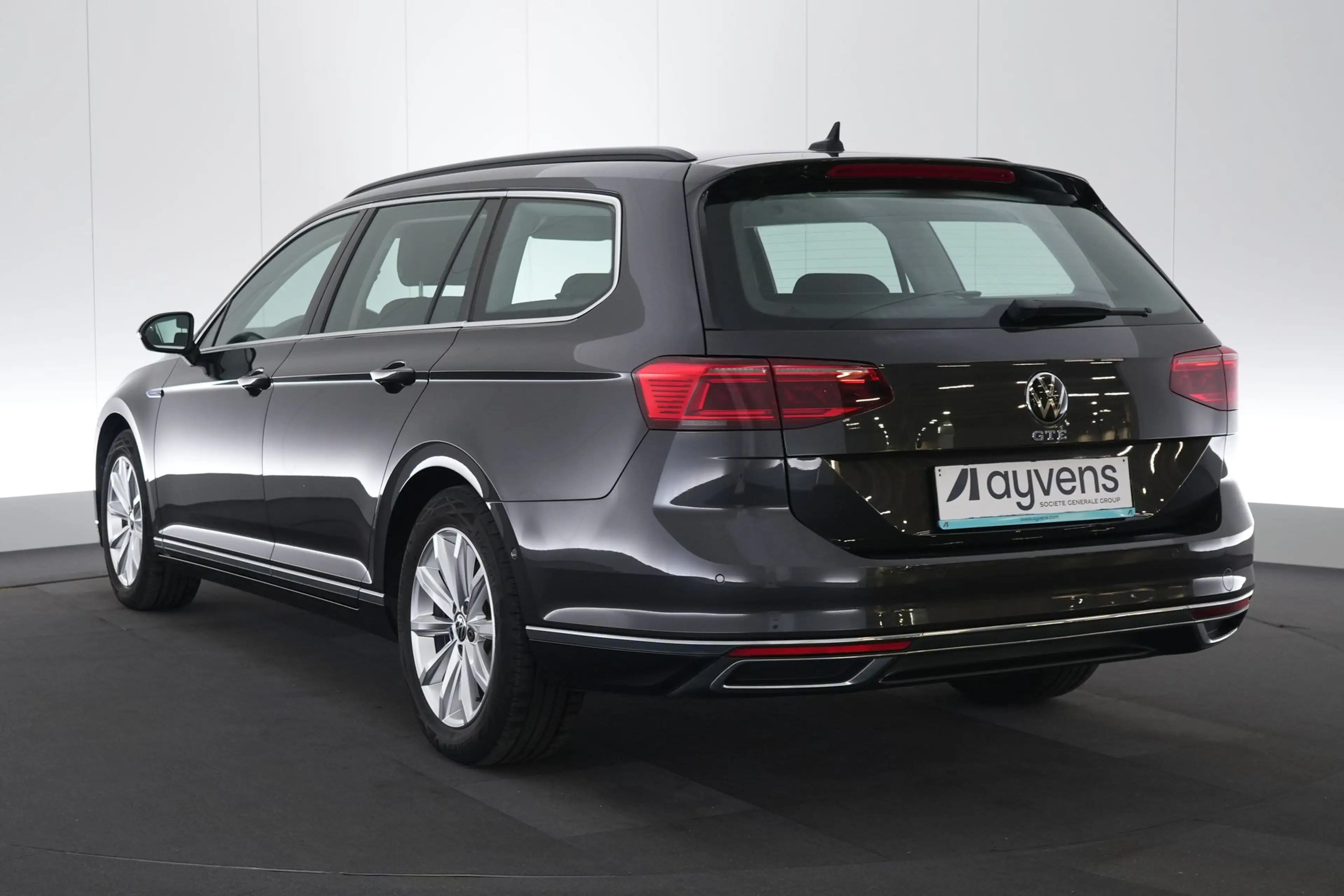 Volkswagen Passat Variant 1.4 TSI PHEV GTE Business DSG LED GPS PDC CAM Carp — photo 9