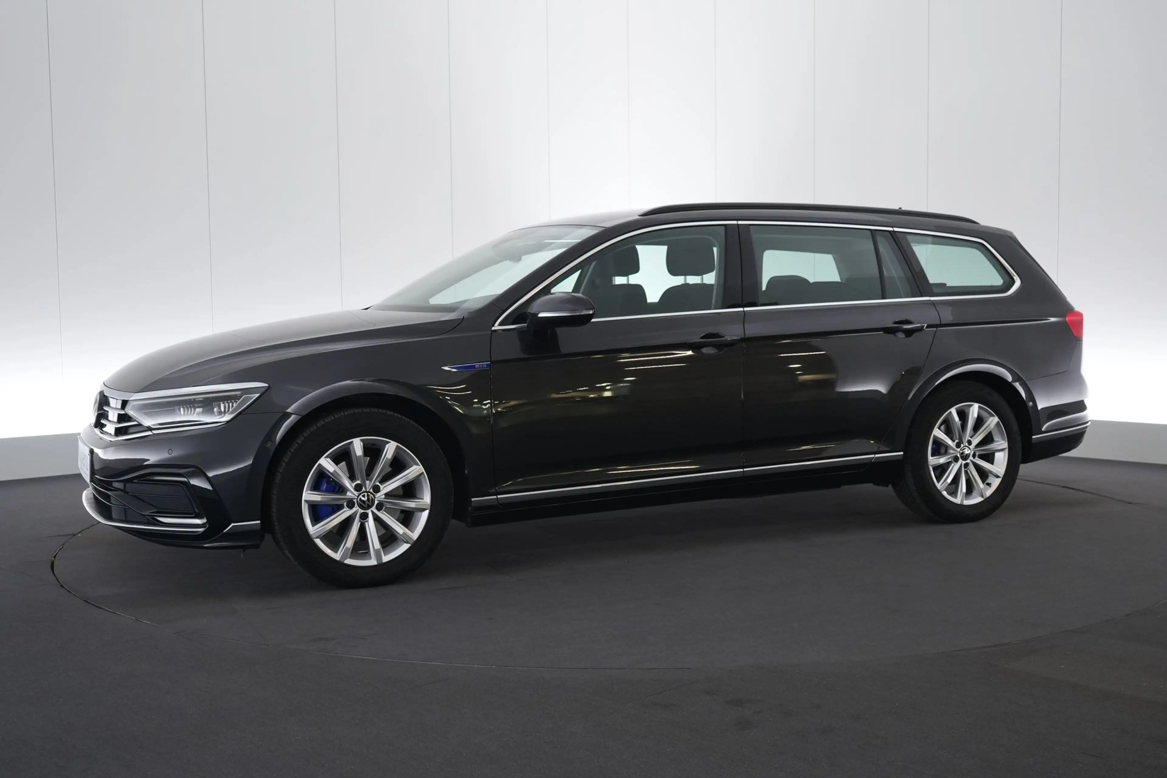 Volkswagen Passat Variant 1.4 TSI PHEV GTE Business DSG LED GPS PDC CAM Carp — photo 12