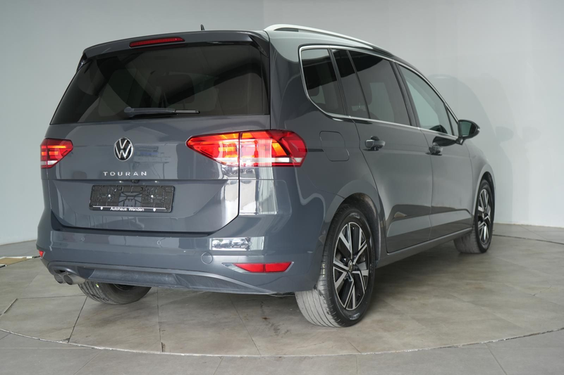 Volkswagen Touran 2.0 TDI DSG Highline ACC/Kamera/Virtual/A — photo 4