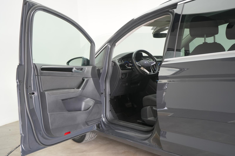Volkswagen Touran 2.0 TDI DSG Highline ACC/Kamera/Virtual/A — photo 11
