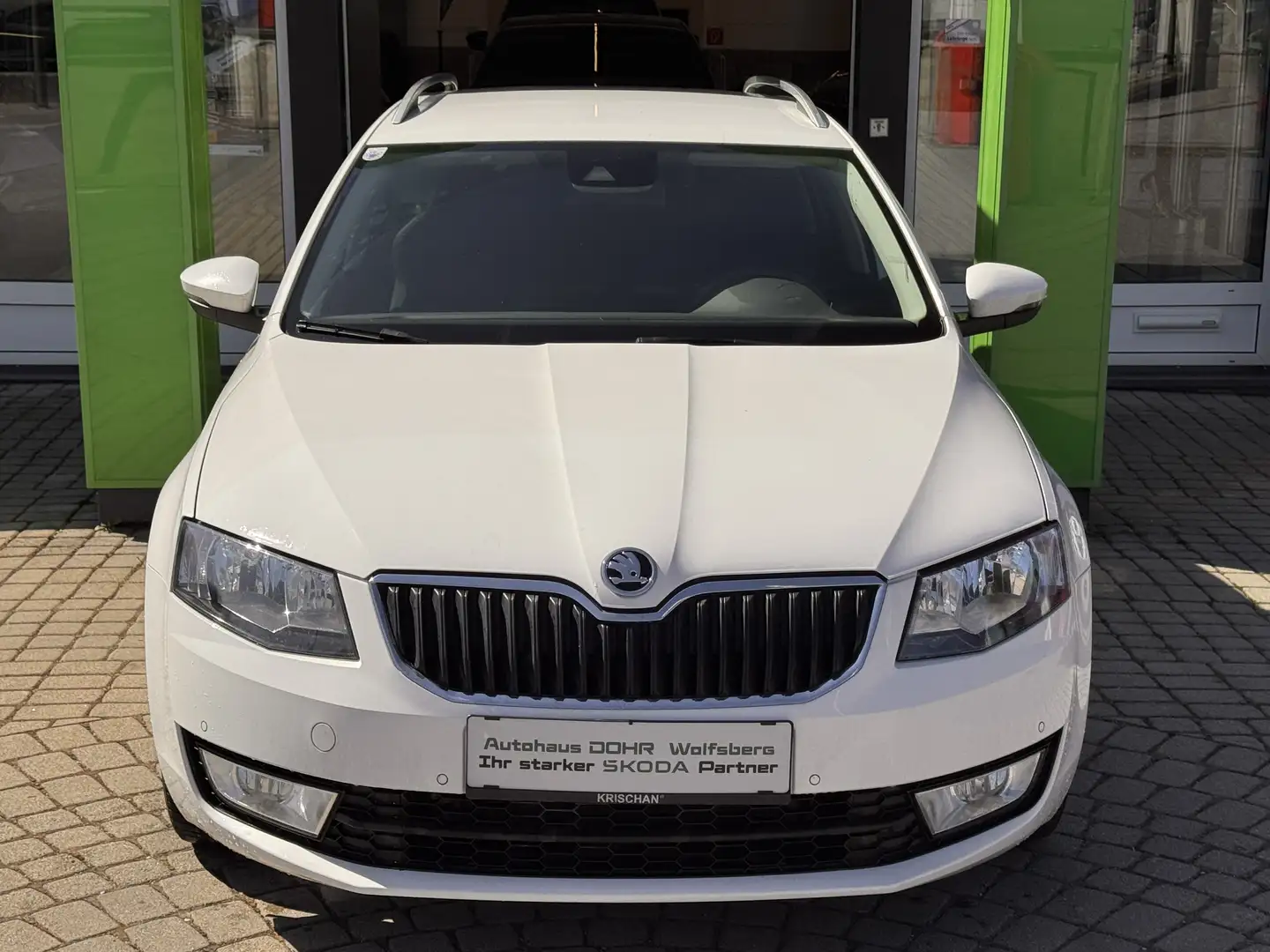 Skoda Octavia Elegance 4x4 Weiß - 2