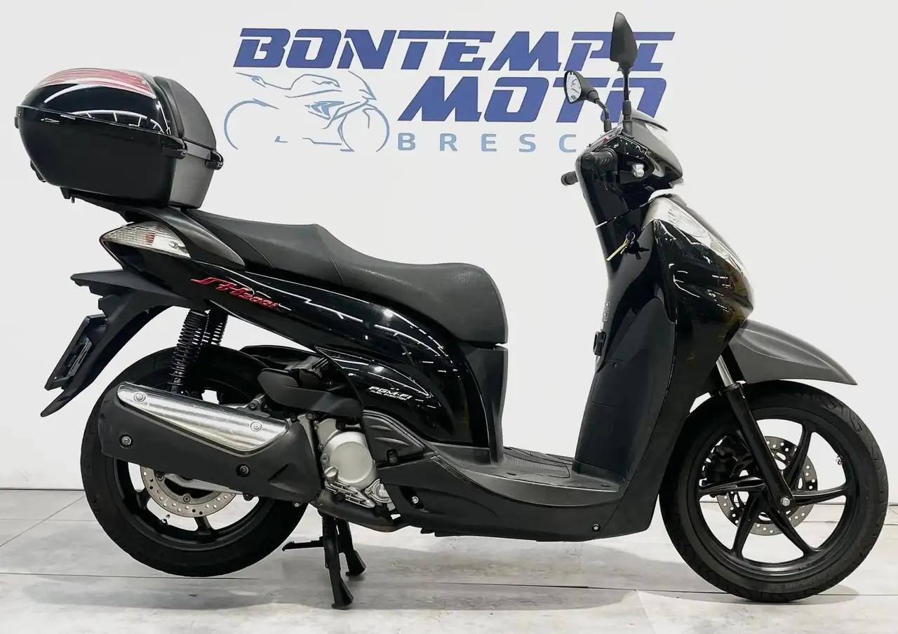 Honda SH 300