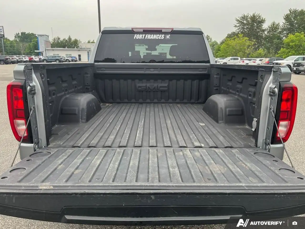 GMC Sierra 1500 fotografie GMC Sierra 1500