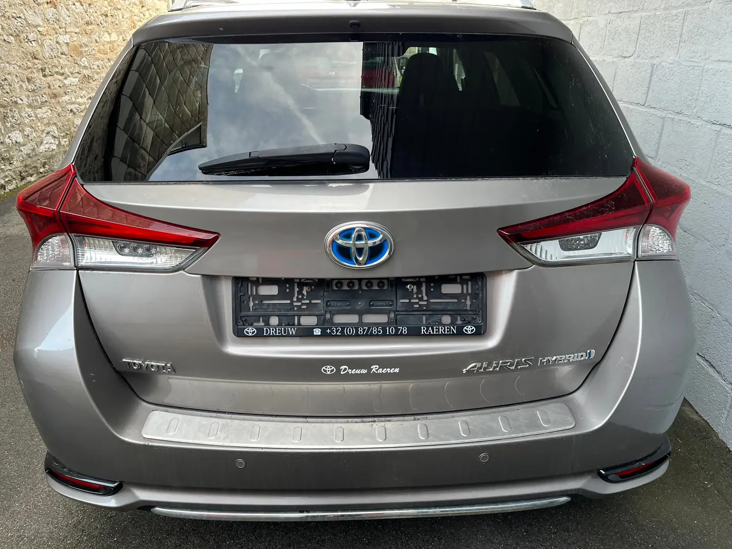 Toyota Auris Auris SW HEV 1.8i HSD Comfort E-CVT Bronce - 2