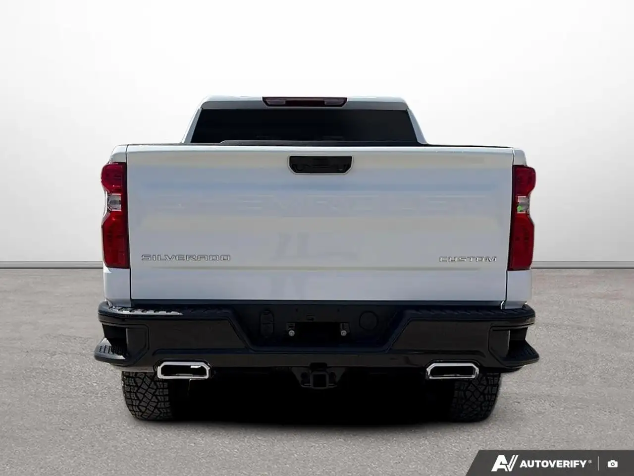Chevrolet Silverado 1500 снимка Chevrolet Silverado 1500