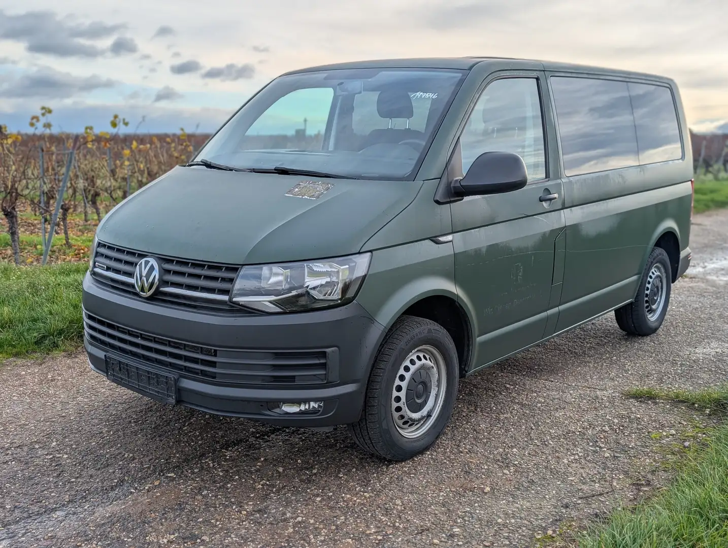 Volkswagen T6 Kombi Kombi 4Motion Sperre 8 Sitze Bundeswehr Grau - 1