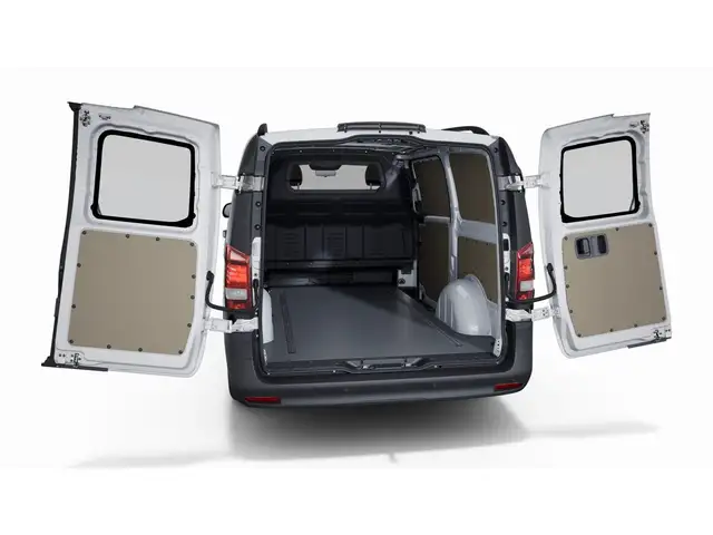 Mercedes-Benz Vito view 8