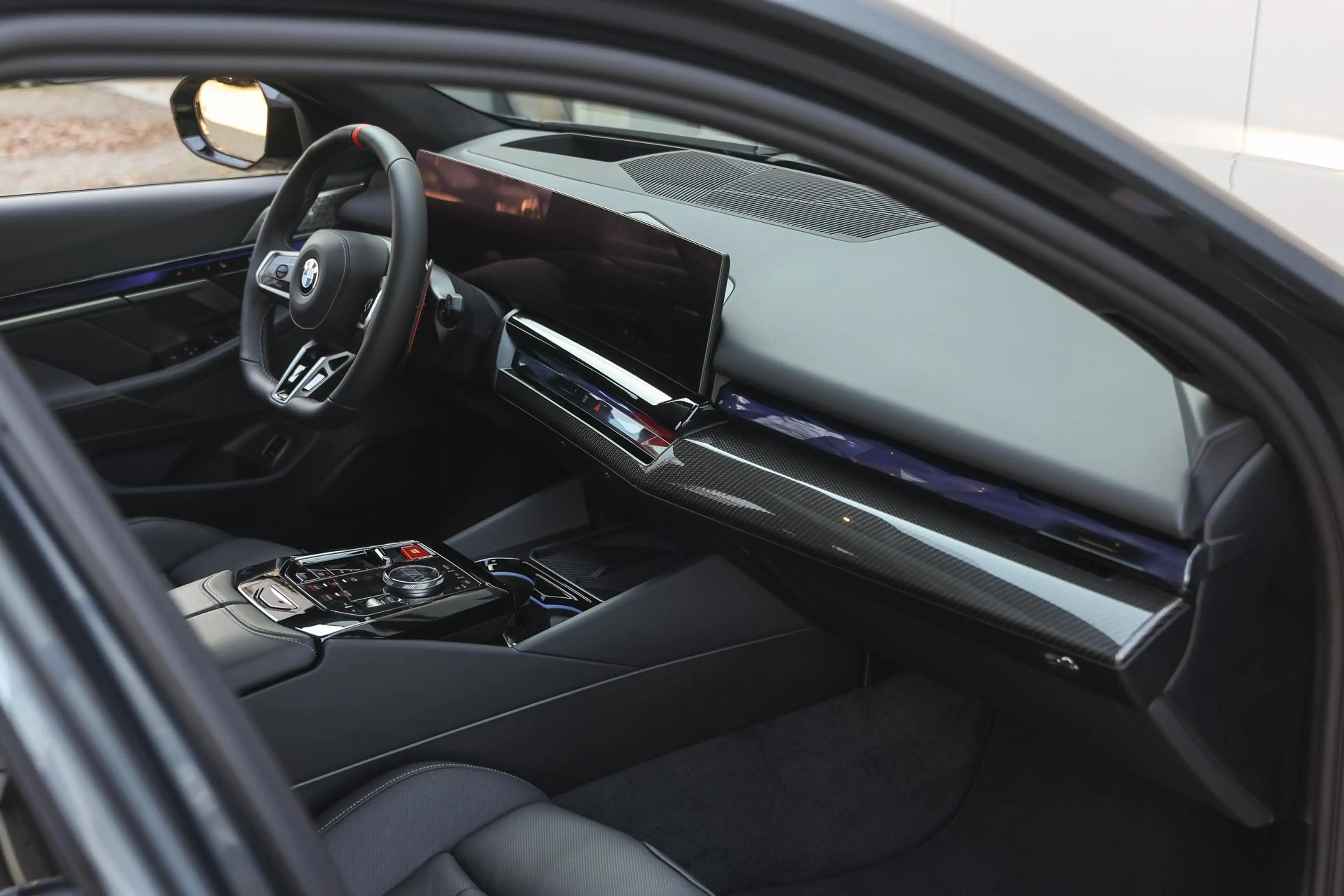 BMW M5 Touring Automaat / M Drive Professional / Panorama — photo 10