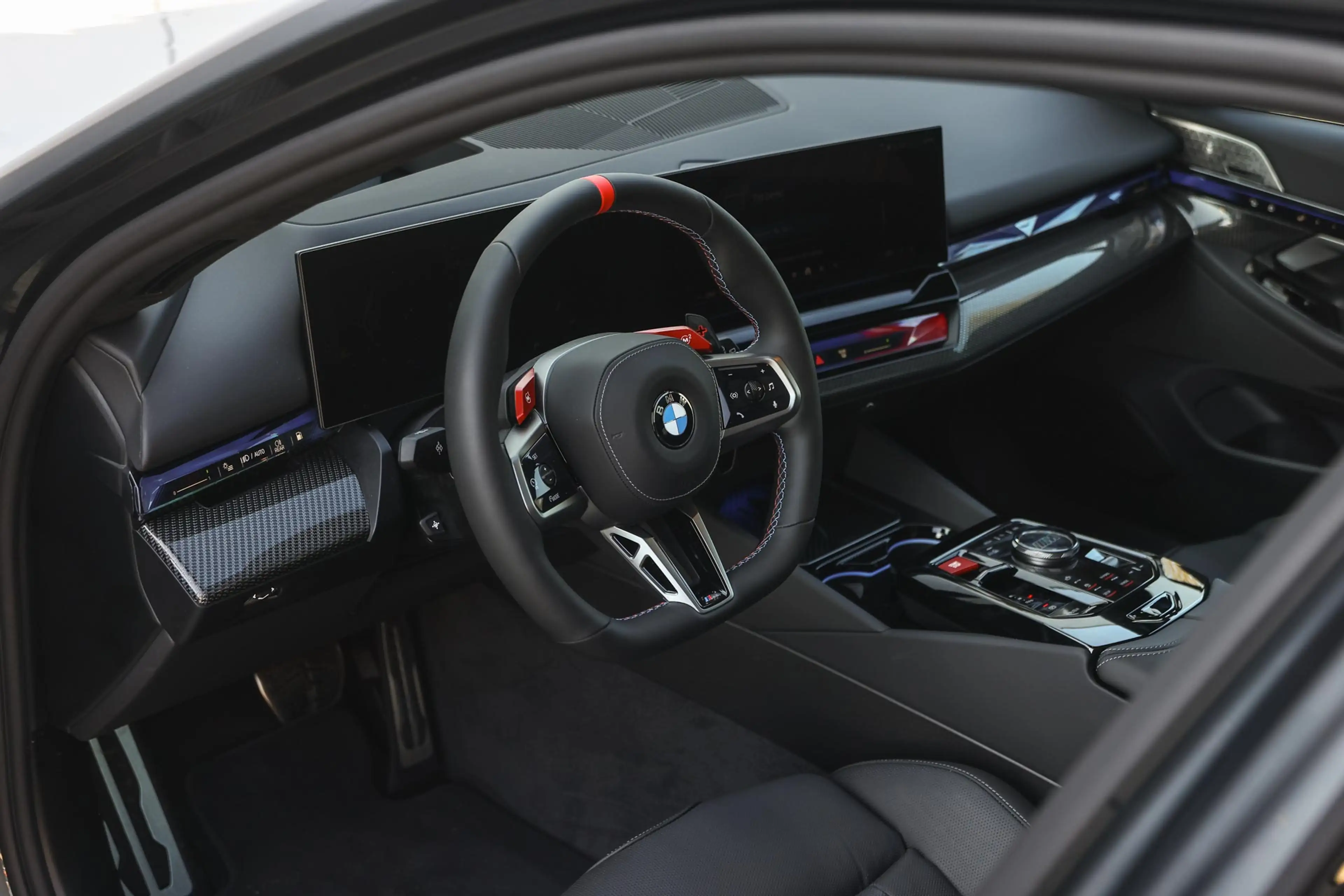 BMW M5 Touring Automaat / M Drive Professional / Panorama — photo 9