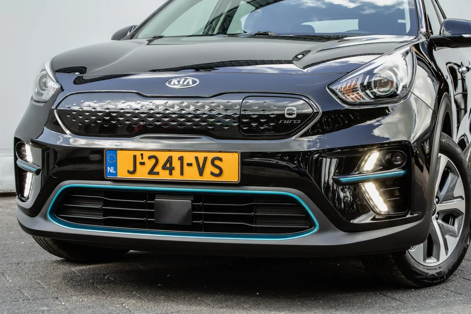 Kia e-Niro DynamicLine 64 kWh 3-Fase/ Camera/ Facelift/ Stoel Zwart - 2