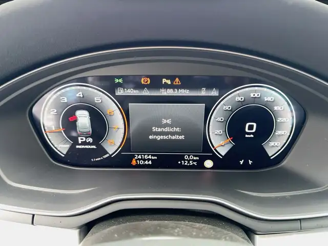 Audi A4 view 10