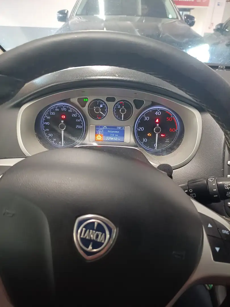 Lancia Delta 1.6 mjt Oro 120cv dpf - 1