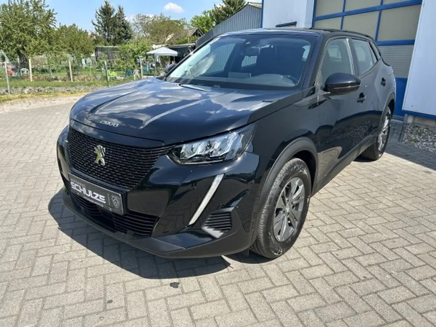 Peugeot 2008 PureTech 130 Active Negro - 1