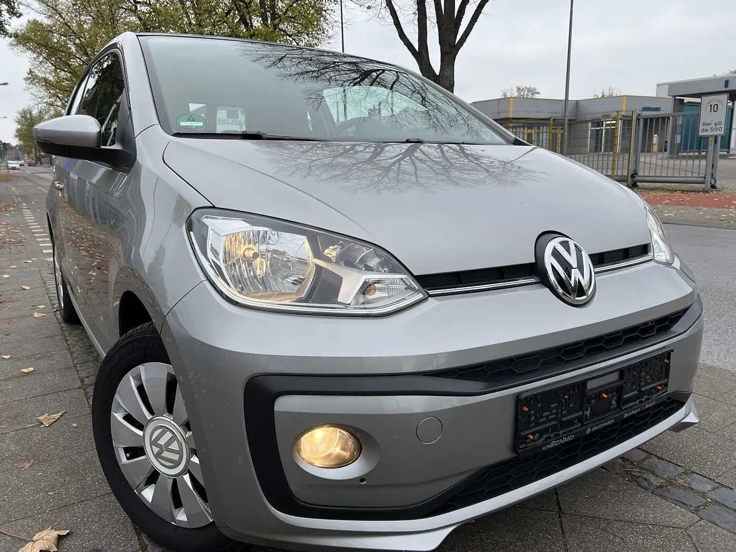 Volkswagen up! Argent - 2