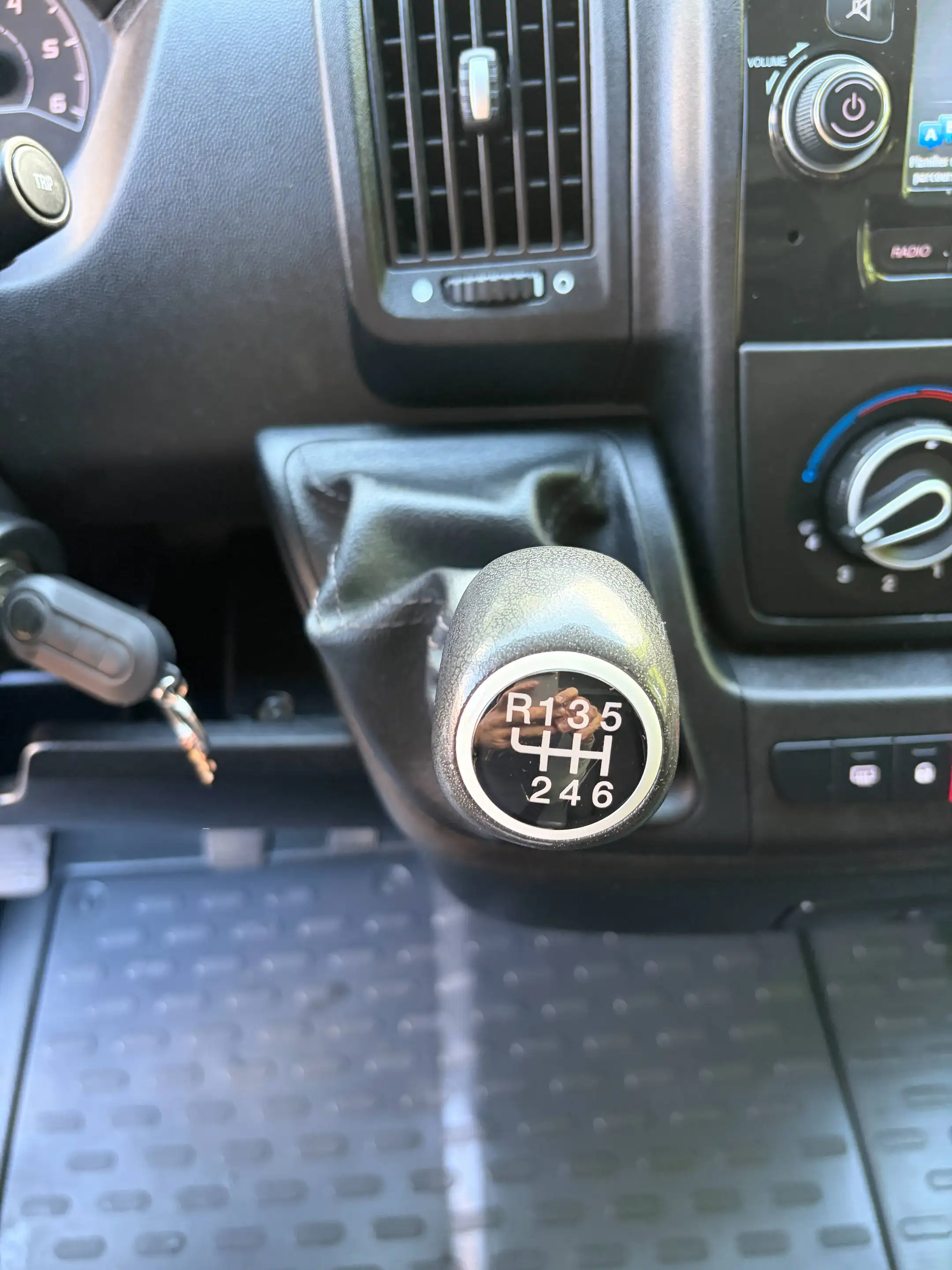 Peugeot Boxer 2.0 BlueHDi - euro6B - TVA - Garantie — photo 12