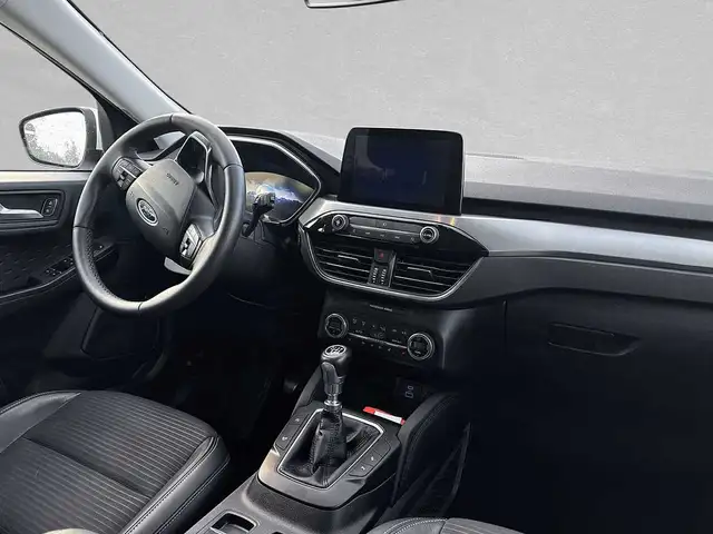 Ford Kuga view 4