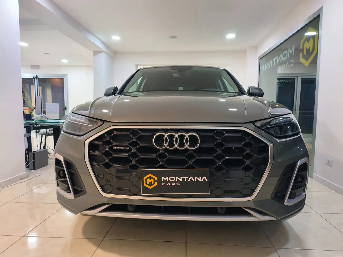 Audi Q5 Q5 2023 40 2.0 tdi mhev 12V S line quattro Grijs - 2