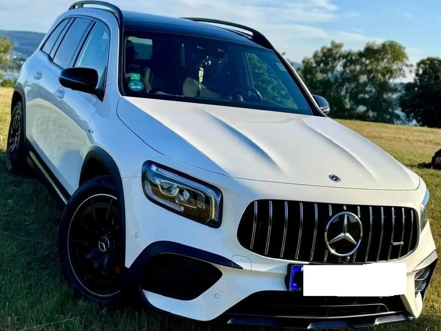 Mercedes-Benz GLB 35 AMG AMG GLB 35 4Matic AMG Speedshift DCT 8G Weiß - 1