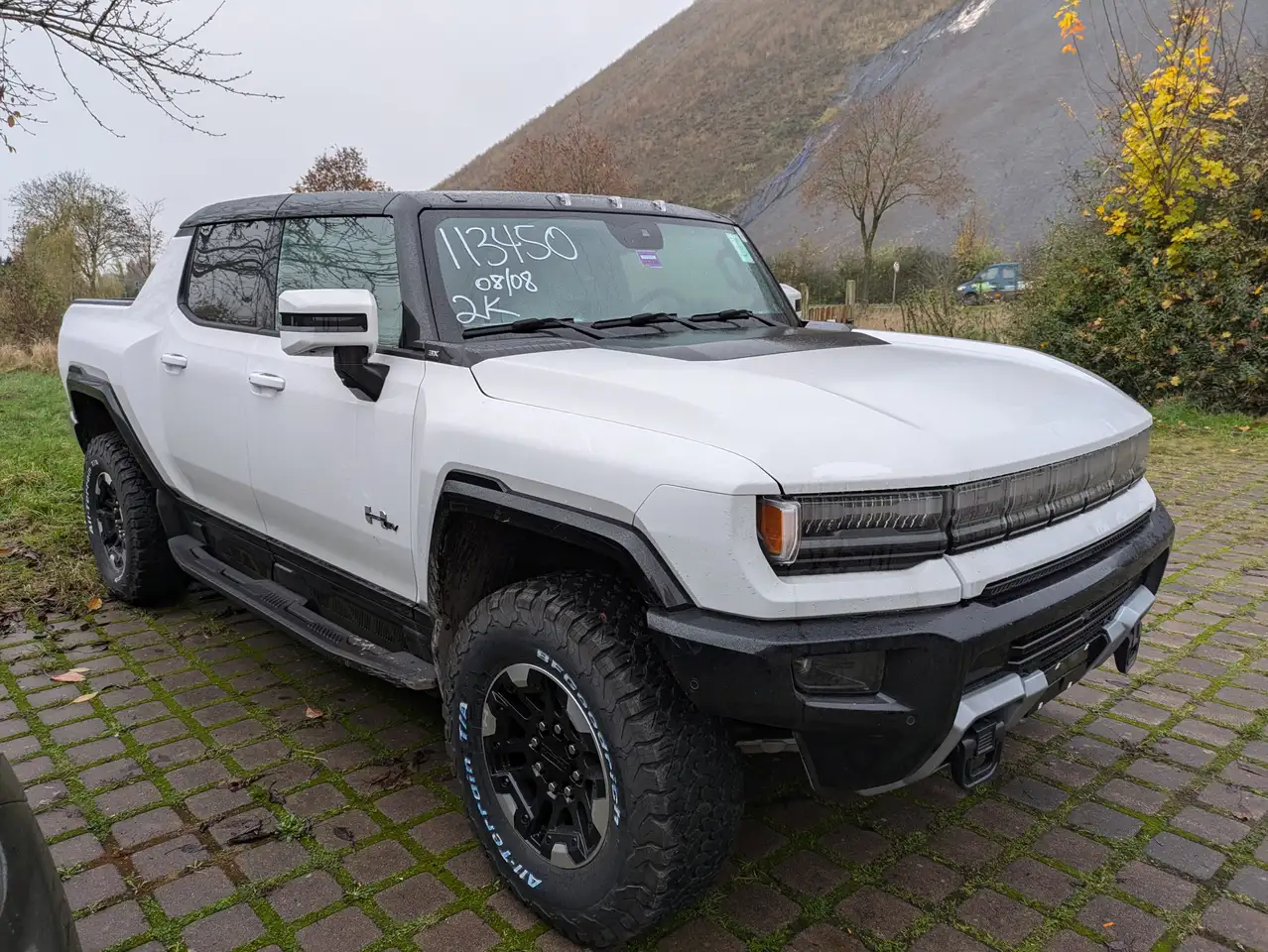 HUMMER