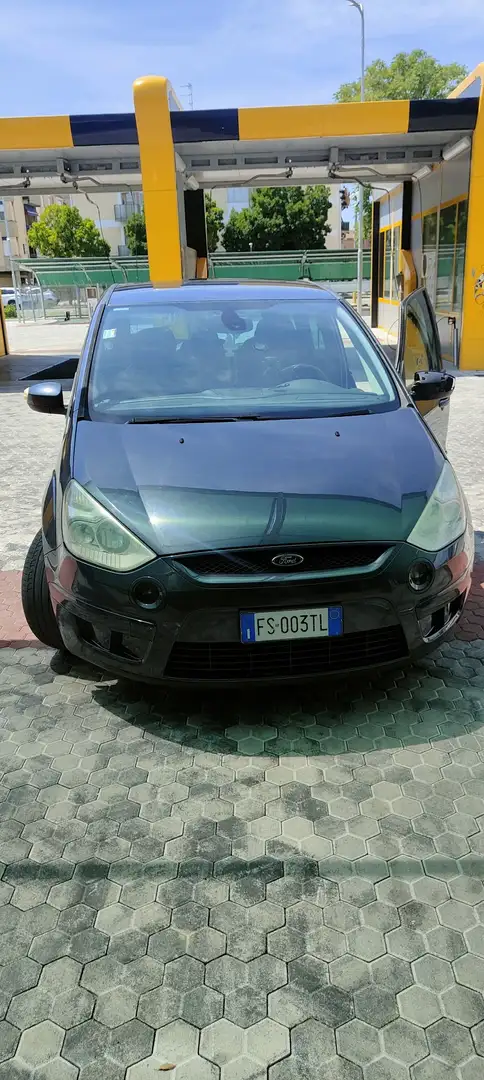 Ford S-Max 2.0 tdci Titanium - 2
