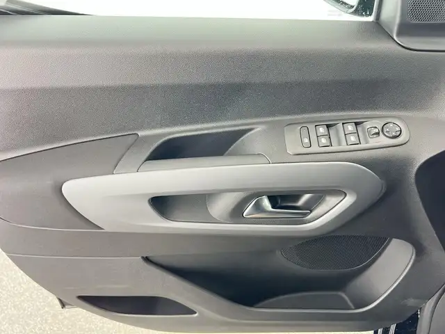 Opel Combo Life view 10
