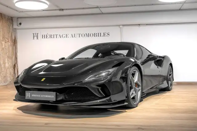 Ferrari F8 Tributo Nero Daytona - Nero
