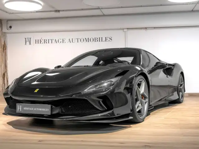 Ferrari F8 Tributo Nero Daytona - Nero