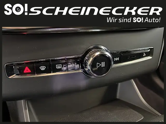 Volvo XC90 T8 AWD PHEV 18,8kWh Ultra Black Edition (7 Sitzer) Ansicht 41