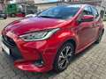 Toyota Yaris Hybrid 1,5L 116PS Active Drive Blau, Rot, Weiß Rot - thumbnail 2