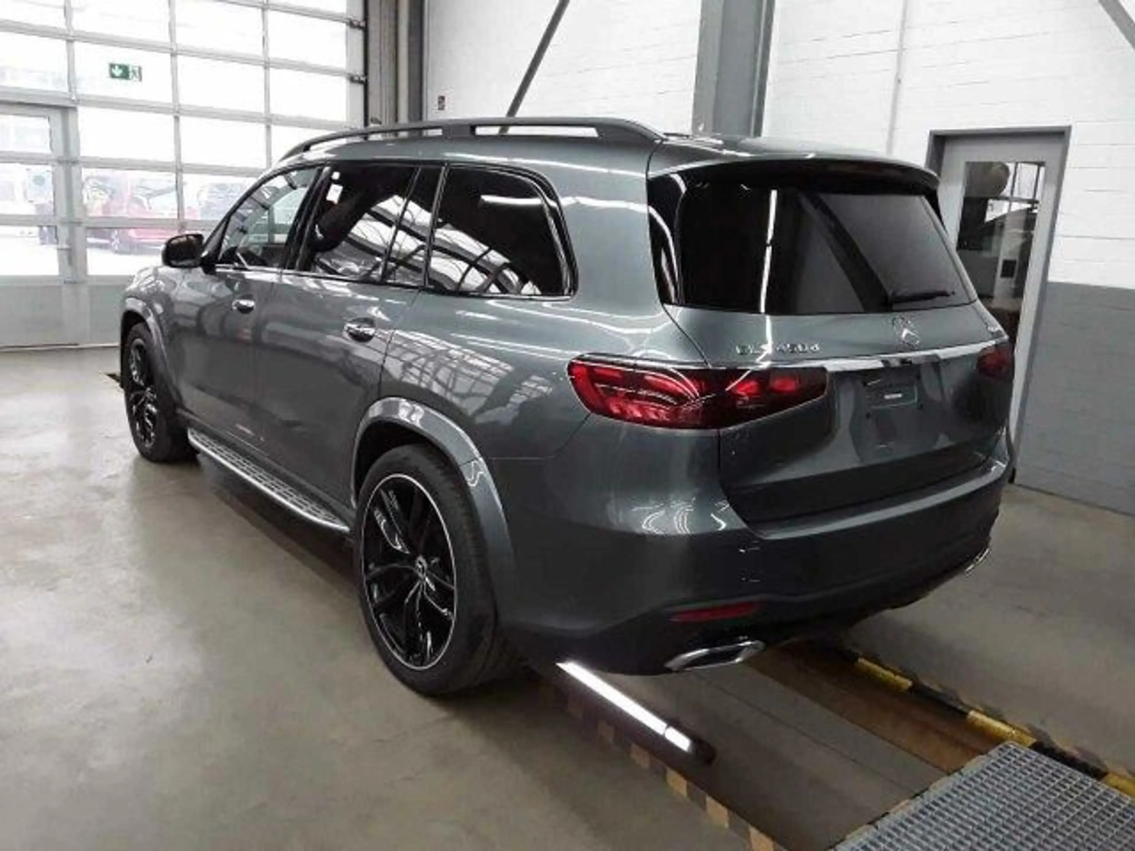 Mercedes-Benz GLS 450 d AMG Ultimate 23Z*SITZKLIM*3xTV*BUR*BEAM — photo 2