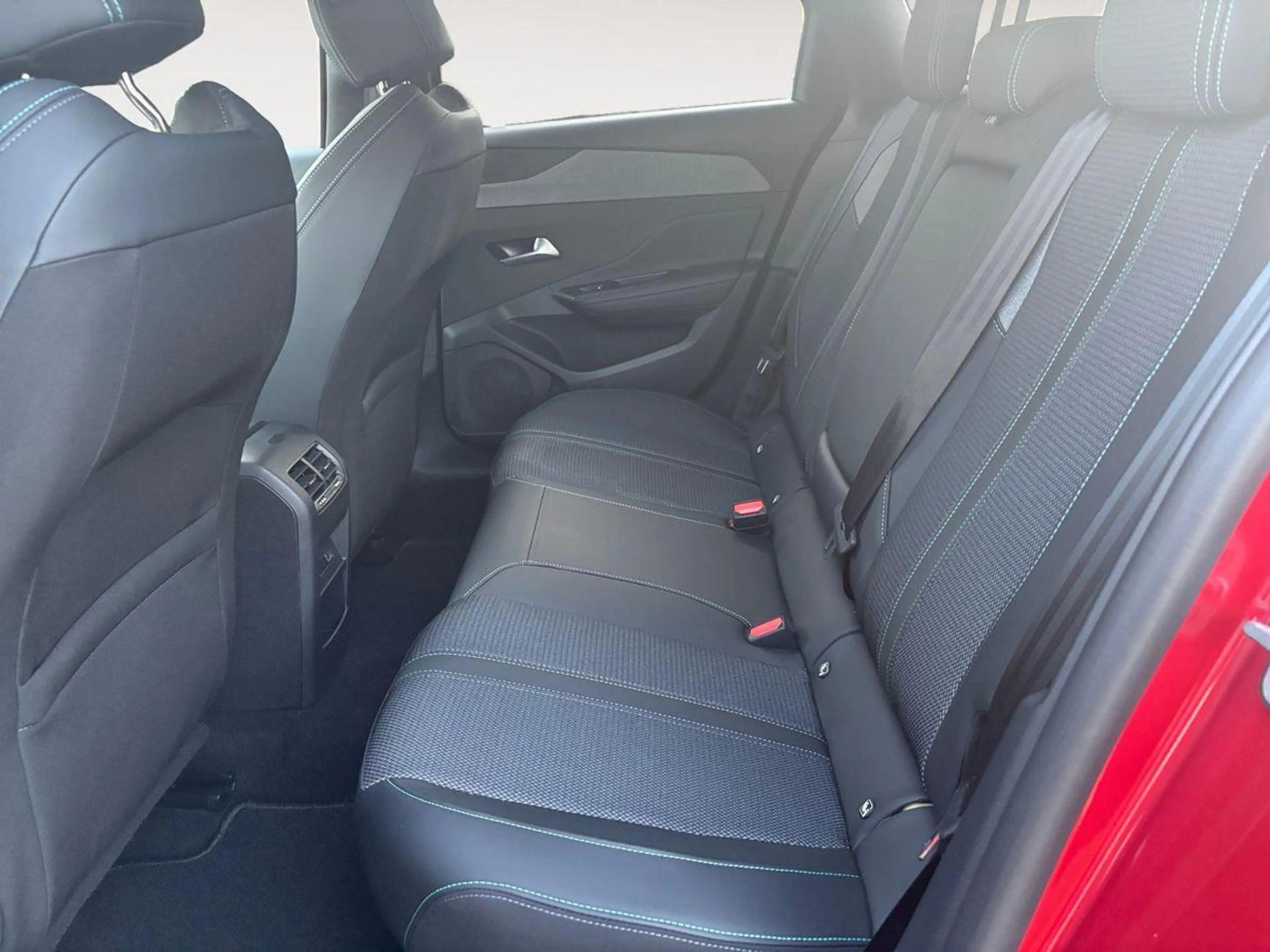 Peugeot 308 SW Allure*SHZ*360°Kamera*beh.FS*ACC*Navi* — photo 13